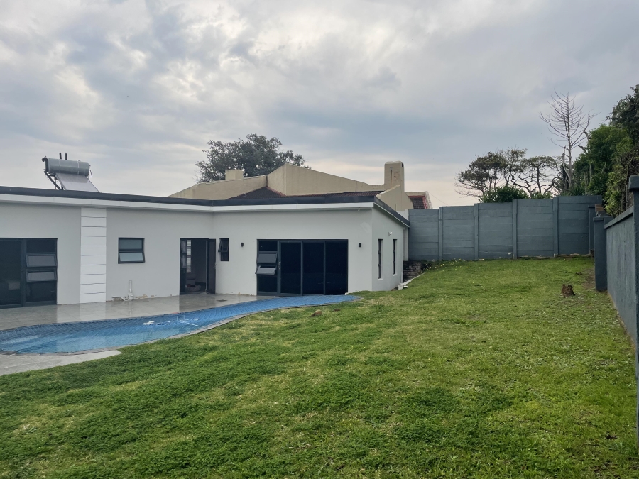 4 Bedroom Property for Sale in Blue Bend Eastern Cape